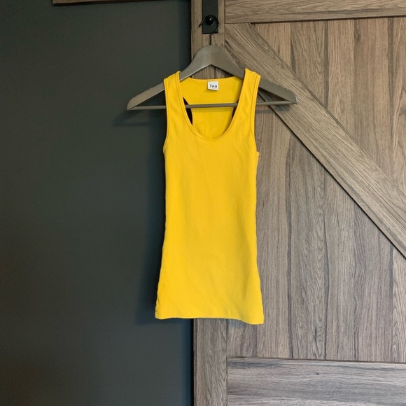 Set of 2 TNA racer-back tanks, Small - Picture 4 of 9